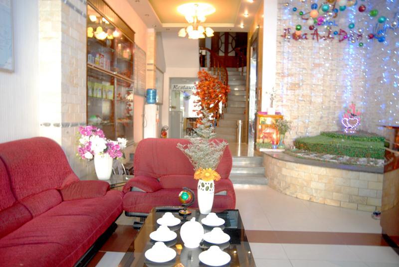 Hoa Anh Dao Hotel Tuy Hoa Exterior photo