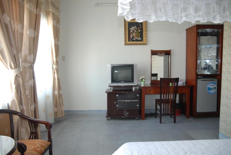 Hoa Anh Dao Hotel Tuy Hoa Exterior photo